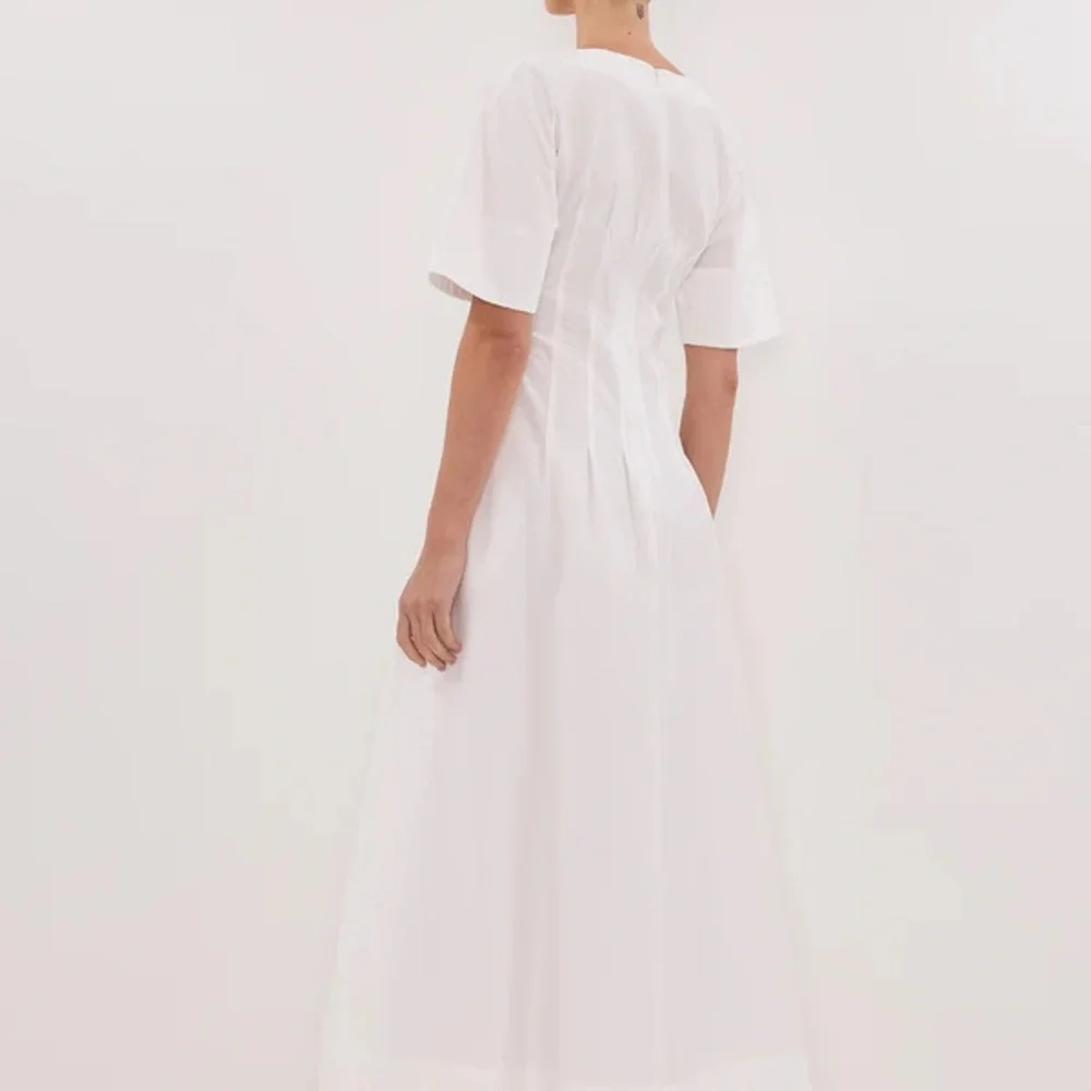 DISSH DAPHNE WHITE SLEEVED MIDI DRESS - Picture 2 of 6